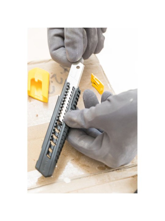 Peilis ruletėtams 18mm Stanley