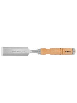 32 mm kaltas, CRV, medinė rankena - The 32 mm chisel, CRV, wooden handle 37-832 by NEO is a woodworking tool with a blade width of 32 mm, which is made from robust chrome vanadium steel.32 mm kaltas, CRV, medinė rankena (37-832) - The 32 mm chisel, CRV, w