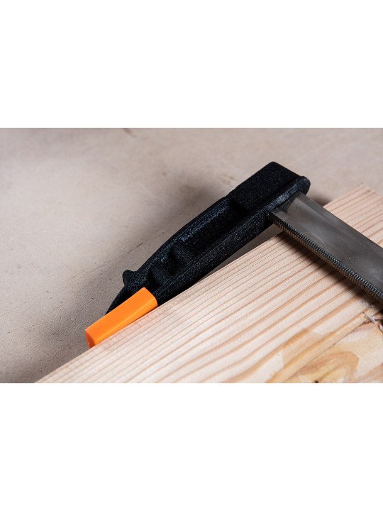 Spaustuvas staliui F tipo 80x300mm