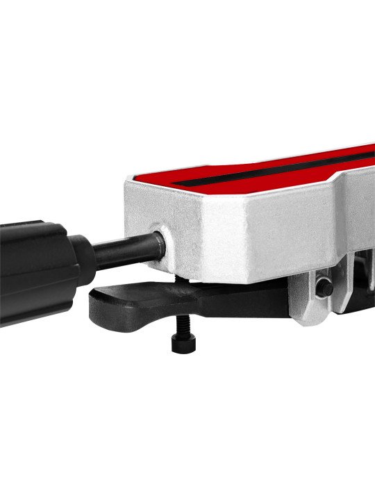 Energy+ 18 V Li-lon kampinis pjūklas, 210 x 30 mm diskas, 3000 aps./min, be akumuliatoriaus