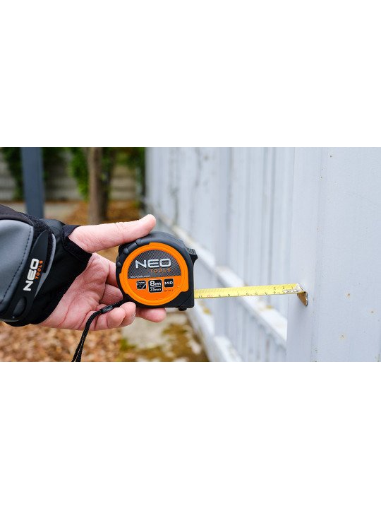 Valcuoto plieno juostos matas 8 m x 25 mm, magnetas