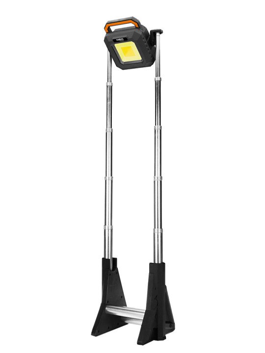 Teleskopinis reflektorius 3000lm